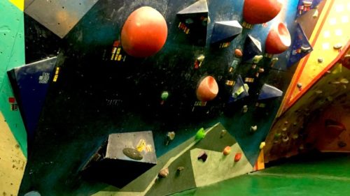 東京都のクライミング施設「スポーツクライミングスクール・ジム J&S池袋」